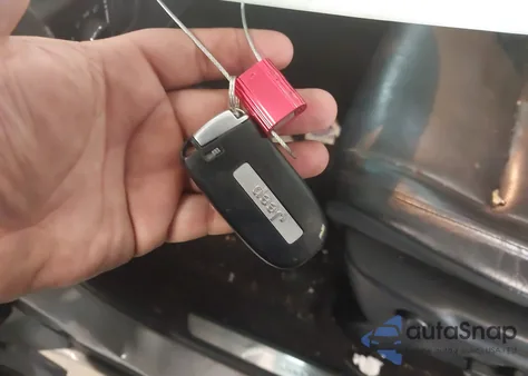 2018 Jeep Grand Cherokee Sterling Edition 4X4 from USA, damaged, VIN 1C4RJFBG2JC104569